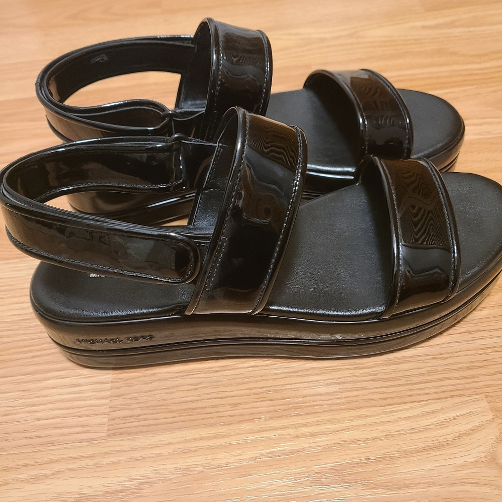 Micheal Kors Black Sandals with platform